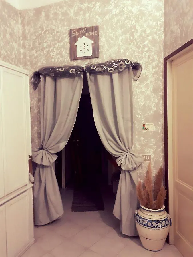 La Maison Des Caprices_ La Spezia _Stazione_5Terre Apartamento